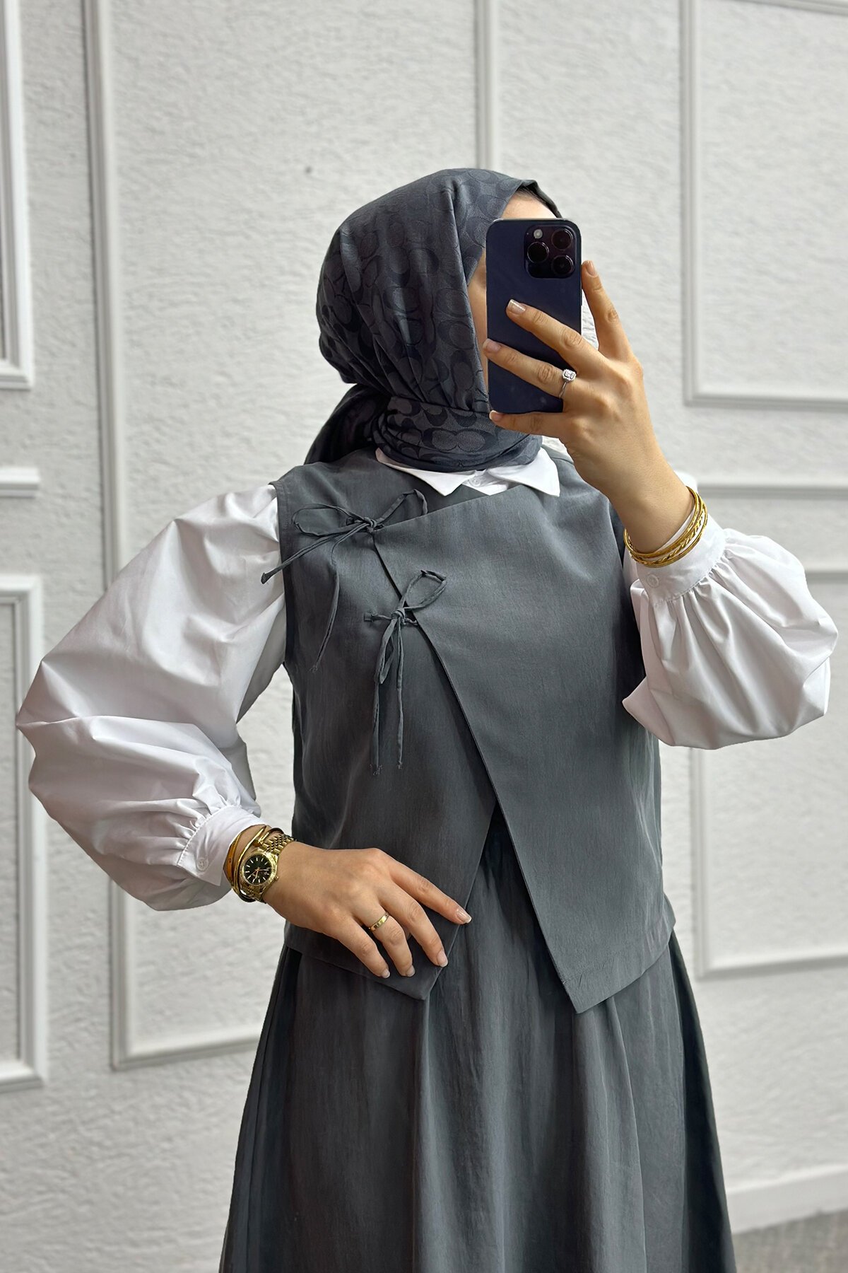 Gri Amel Etekli Takım