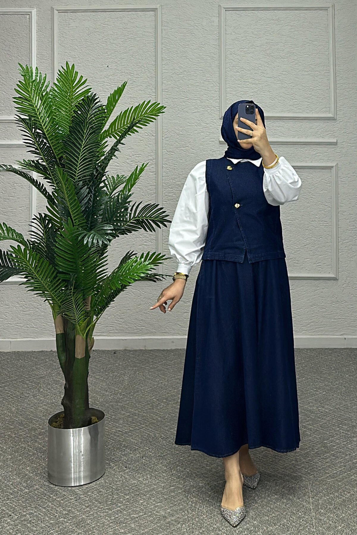 Koyu Mavi Esil Etekli Takım