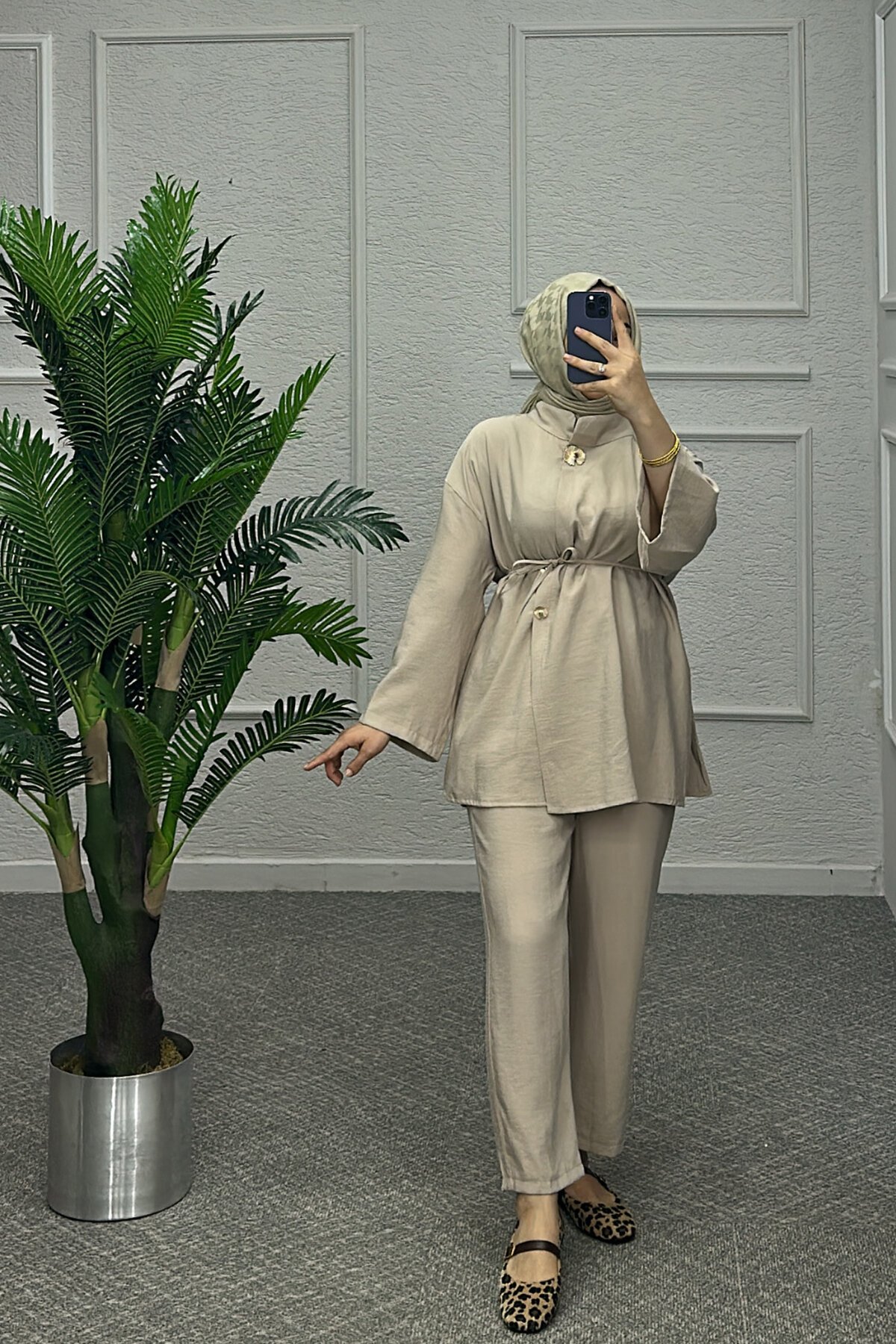 Krem Eliz Pantolonlu Takım