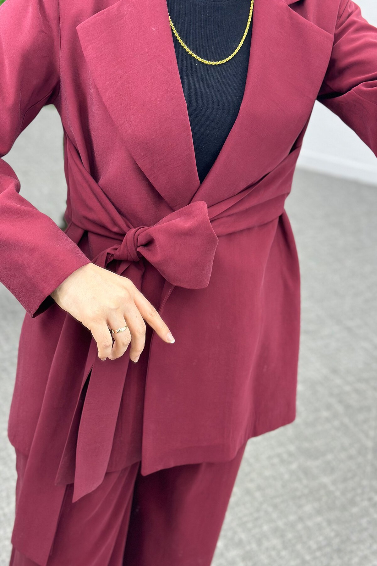 Tisem Bordo Pantolonlu Takım