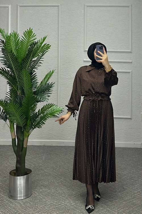 Kahve Yıldız Saten Etekli Takım